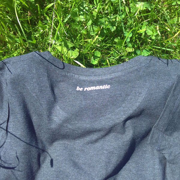 T-Shirt aus Bio-Baumwolle, Cassiopeia – be romantic